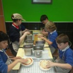 Kate Pizza Making (14)